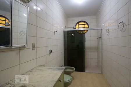 Casa para alugar com 350m², 4 quartos e 2 vagasBanheiro da suíte 3