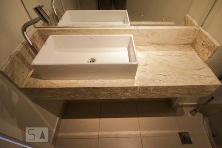 Apartamento para alugar com 134m², 3 quartos e 3 vagasLavabo