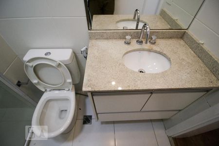 Apartamento para alugar com 134m², 3 quartos e 3 vagasBanheiro do quarto 3