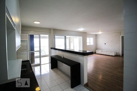 Apartamento para alugar com 134m², 3 quartos e 3 vagasCozinha
