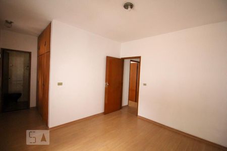 Casa à venda com 260m², 5 quartos e 4 vagas Casa à venda com 260m², 5 quartos e 4 vagasQuarto 5 - Suíte