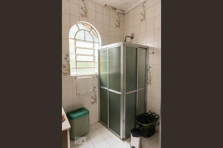 Casa à venda com 150m², 3 quartos e 2 vagasBanheiro