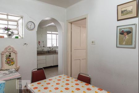 Casa à venda com 150m², 3 quartos e 2 vagasCopa