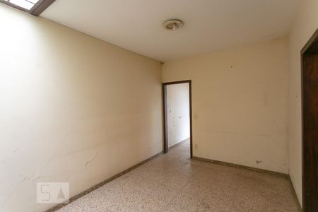 Sala de casa para alugar com 3 quartos, 150m² em Santa Efigênia, Belo Horizonte