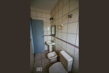 Casa à venda com 175m², 4 quartos e 2 vagasBanheiro