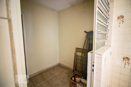 Casa à venda com 175m², 4 quartos e 2 vagasSuite Empregada