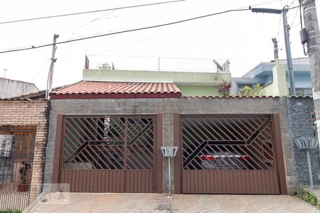 Casa à venda com 300m², 3 quartos e 2 vagasFachada da casa