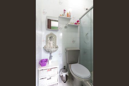 Casa à venda com 300m², 3 quartos e 2 vagasBanheiro de serviço