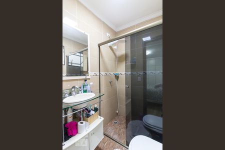 Casa à venda com 300m², 3 quartos e 2 vagasBanheiro quarto 3 suíte