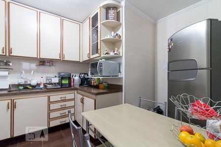 Casa à venda com 300m², 3 quartos e 2 vagasCozinha