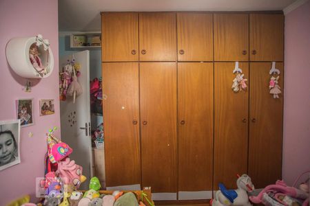 Apartamento para alugar com 69m², 2 quartos e 1 vagaQuarto 2 - Armários