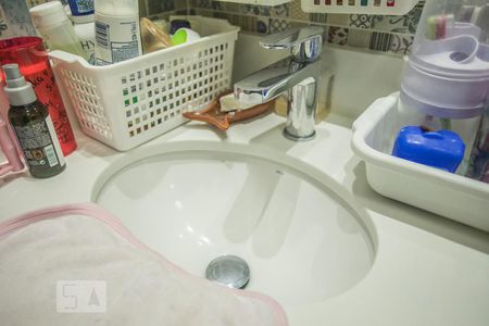 Apartamento para alugar com 69m², 2 quartos e 1 vagaBanheiro - Torneira