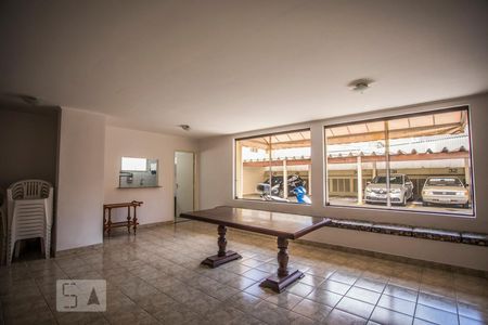 Apartamento para alugar com 69m², 2 quartos e 1 vagaÁrea comum - Salão de festas