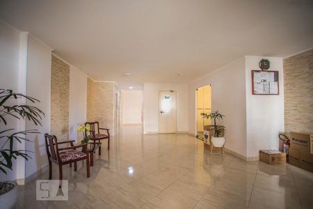 Apartamento para alugar com 69m², 2 quartos e 1 vagaHall social