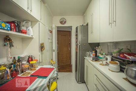 Apartamento para alugar com 69m², 2 quartos e 1 vagaCozinha