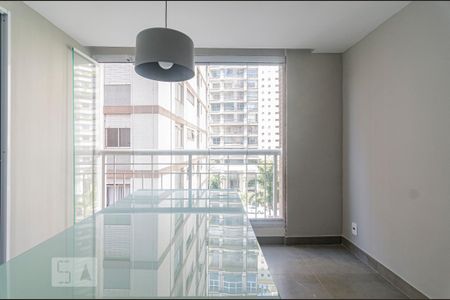 Apartamento à venda com 45m², 1 quarto e 1 vaga Apartamento à venda com 45m², 1 quarto e 1 vagaVaranda