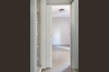Apartamento à venda com 45m², 1 quarto e 1 vaga Apartamento à venda com 45m², 1 quarto e 1 vagaCorredor