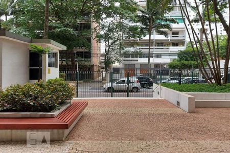Apartamento à venda com 100m², 2 quartos e 1 vaga Apartamento à venda com 100m², 2 quartos e 1 vagaÁrea Comum