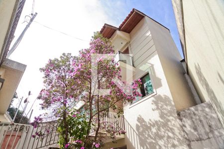 Casa à venda com 250m², 3 quartos e 4 vagas Casa à venda com 250m², 3 quartos e 4 vagasÁrea Externa