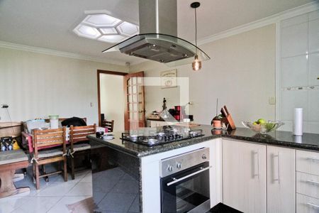 Casa à venda com 250m², 3 quartos e 4 vagas Casa à venda com 250m², 3 quartos e 4 vagasCozinha