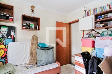 Casa à venda com 250m², 3 quartos e 4 vagas Casa à venda com 250m², 3 quartos e 4 vagasQuarto 2