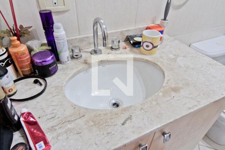 Casa à venda com 250m², 3 quartos e 4 vagas Casa à venda com 250m², 3 quartos e 4 vagasBanheiro