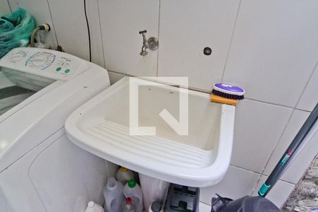 Casa à venda com 250m², 3 quartos e 4 vagas Casa à venda com 250m², 3 quartos e 4 vagasÁrea de Serviço