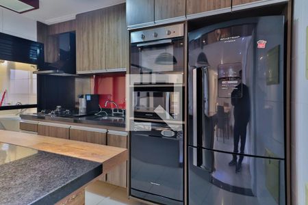 Apartamento à venda com 73m², 2 quartos e 1 vaga Apartamento à venda com 73m², 2 quartos e 1 vagaCozinha e Área de Serviço