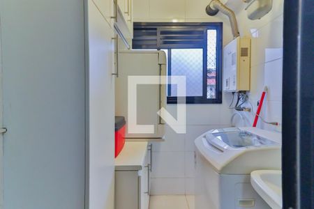 Apartamento à venda com 73m², 2 quartos e 1 vaga Apartamento à venda com 73m², 2 quartos e 1 vagaCozinha e Área de Serviço