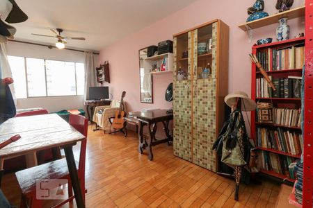 Apartamento à venda com 90m², 3 quartos e sem vaga Apartamento à venda com 90m², 3 quartos e sem vagaSala