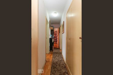 Apartamento à venda com 90m², 3 quartos e sem vaga Apartamento à venda com 90m², 3 quartos e sem vagaCorredor