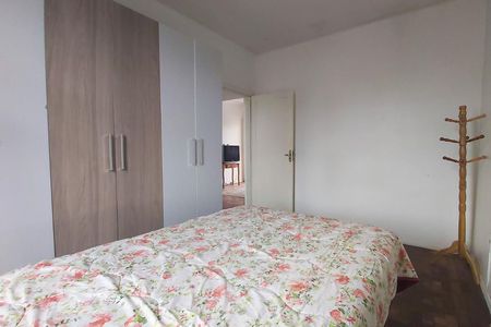 Quarto 1 de apartamento para alugar com 2 quartos, 85m² em Centro Histórico, Porto Alegre