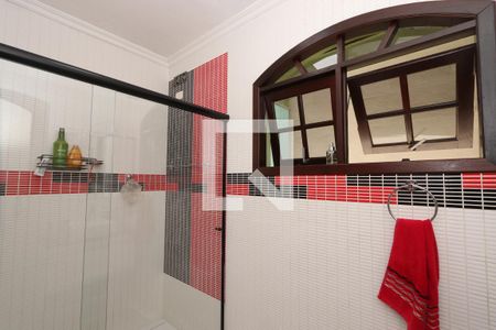 Casa à venda com 180m², 3 quartos e 3 vagasBanheiro da Suíte