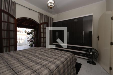 Suíte de casa à venda com 3 quartos, 180m² em Vila Tolstoi, São Paulo