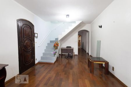 Sala de casa para alugar com 3 quartos, 180m² em Vila Ema, São Paulo