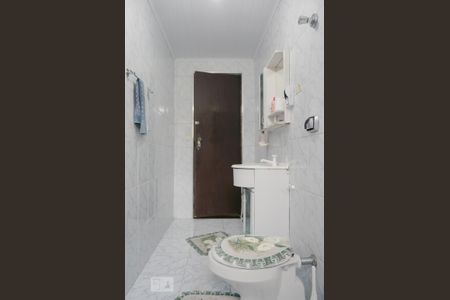 Casa à venda com 170m², 3 quartos e 4 vagasBanheiro