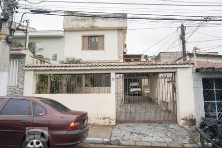 Casa à venda com 170m², 3 quartos e 4 vagasFachada