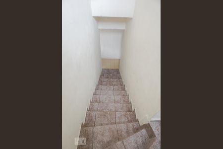 Escadas de casa à venda com 3 quartos, 170m² em Vila Nova Cachoeirinha, São Paulo