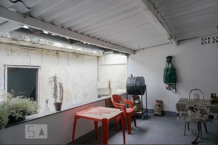 Casa à venda com 170m², 3 quartos e 4 vagasQuintal