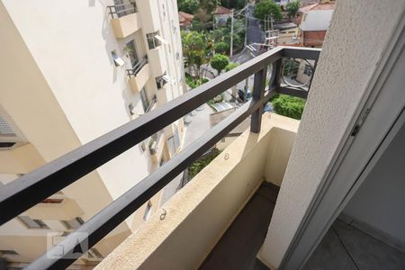 Sacada de apartamento para alugar com 2 quartos, 55m² em Santa Teresinha, São Paulo