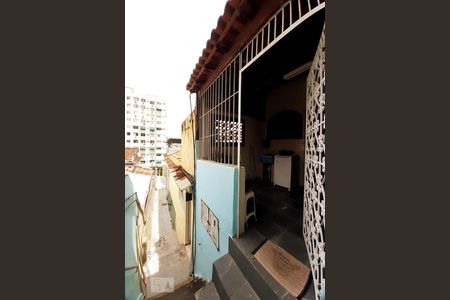 Casa de condomínio à venda com 30m², 1 quarto e sem vagaEscada