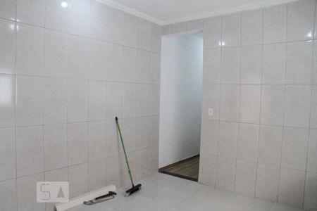 Casa para alugar com 120m², 2 quartos e 2 vagasCozinha