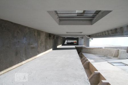 Casa para alugar com 120m², 2 quartos e 2 vagasCorredor