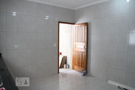 Casa para alugar com 120m², 2 quartos e 2 vagasCozinha