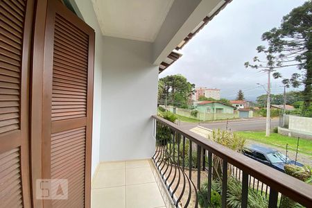 Casa à venda com 400m², 4 quartos e 3 vagasSacada Quarto 3 Suíte