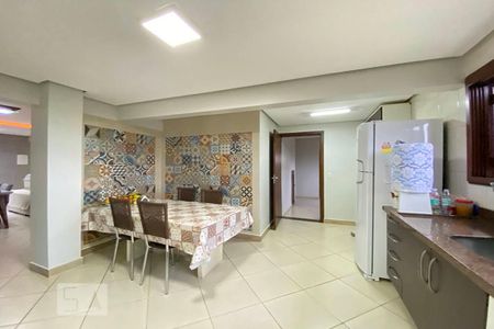 Casa à venda com 400m², 4 quartos e 3 vagasCozinha