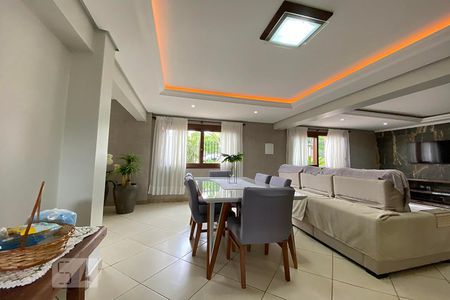Sala de Jantar de casa à venda com 4 quartos, 400m² em Santo Andre, São Leopoldo