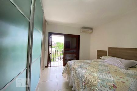 Casa à venda com 400m², 4 quartos e 3 vagasQuarto 3 Suíte