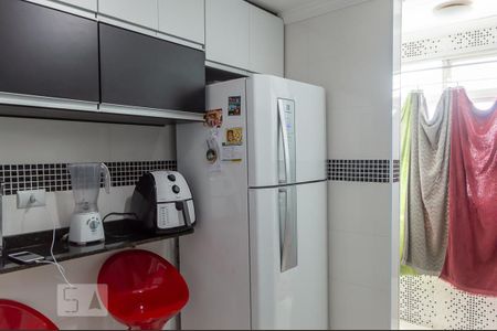 Apartamento à venda com 58m², 2 quartos e 2 vagasCozinha