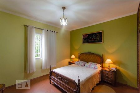 Casa à venda com 459m², 3 quartos e 5 vagas Casa à venda com 459m², 3 quartos e 5 vagasQuarto 4